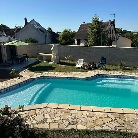 Maisonnette Migahome * Crecy-la-Chapelle
